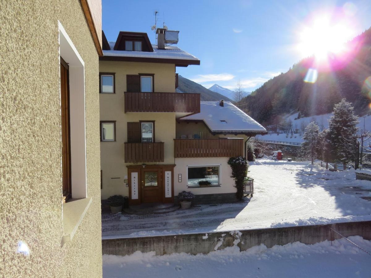 Ferienwohnung Stuea Valfurva Exterior foto